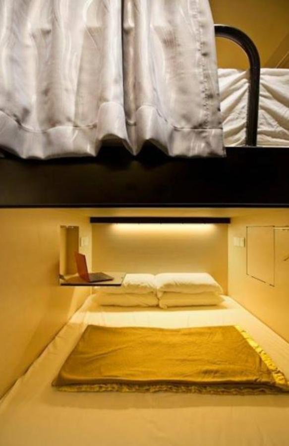 7 Wonders Boutique Capsule Hotel Сингапур Екстериор снимка